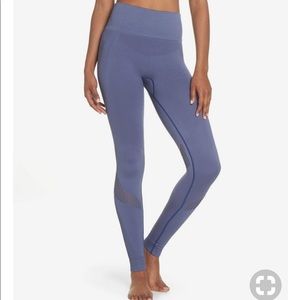 Alala’s seamless tights